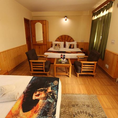 קאסול Hotel Purnima Riverside מראה חיצוני תמונה