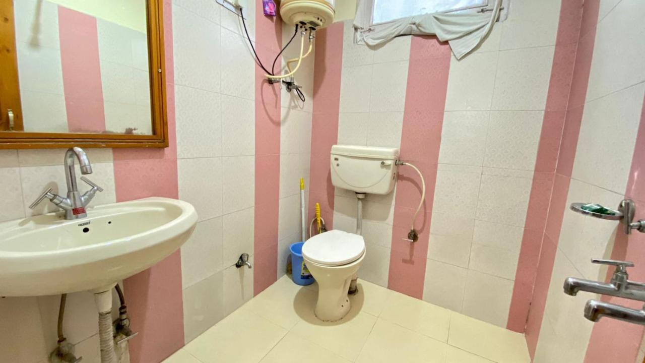 קאסול Hotel Purnima Riverside מראה חיצוני תמונה
