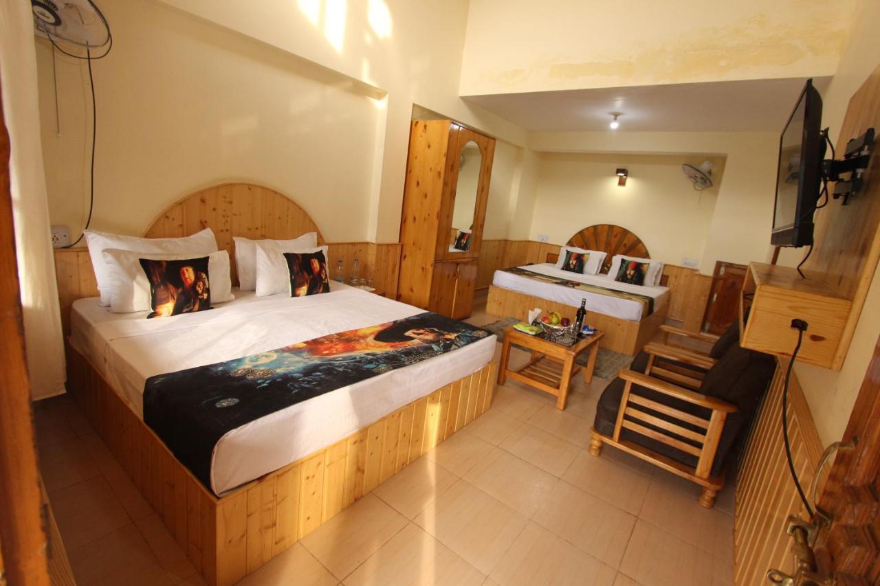 קאסול Hotel Purnima Riverside מראה חיצוני תמונה
