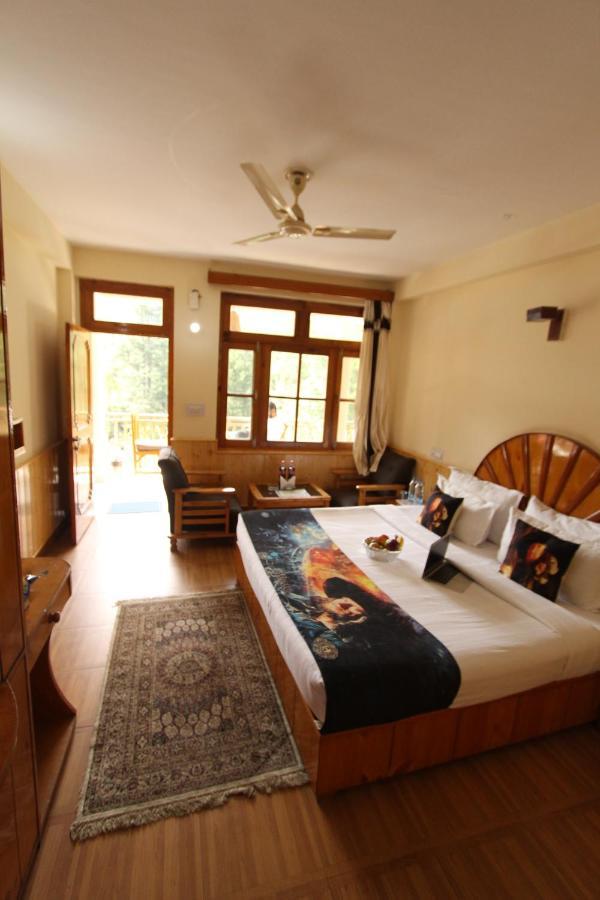 קאסול Hotel Purnima Riverside מראה חיצוני תמונה