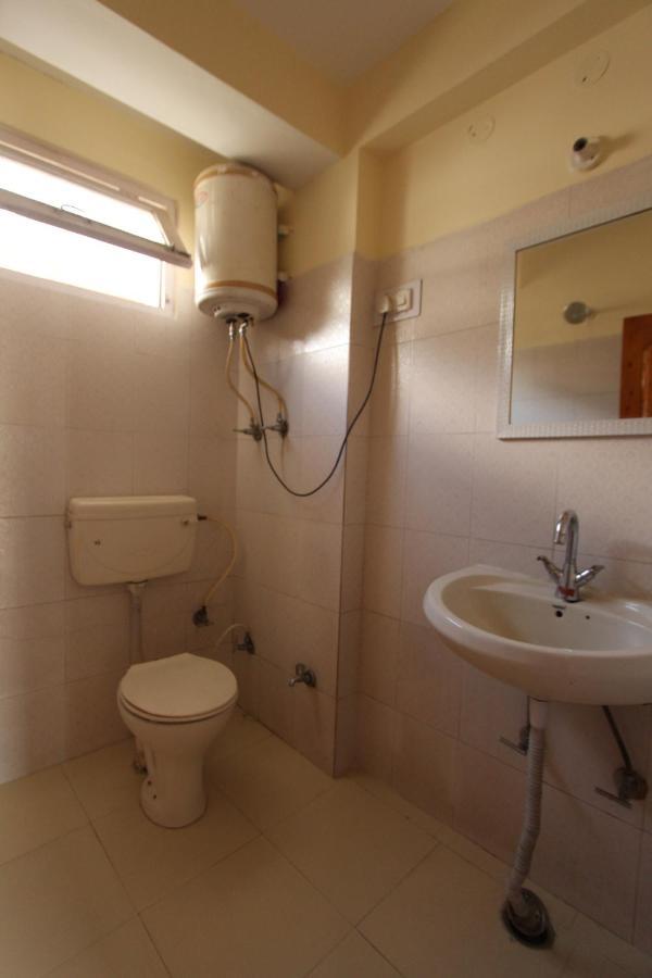 קאסול Hotel Purnima Riverside מראה חיצוני תמונה