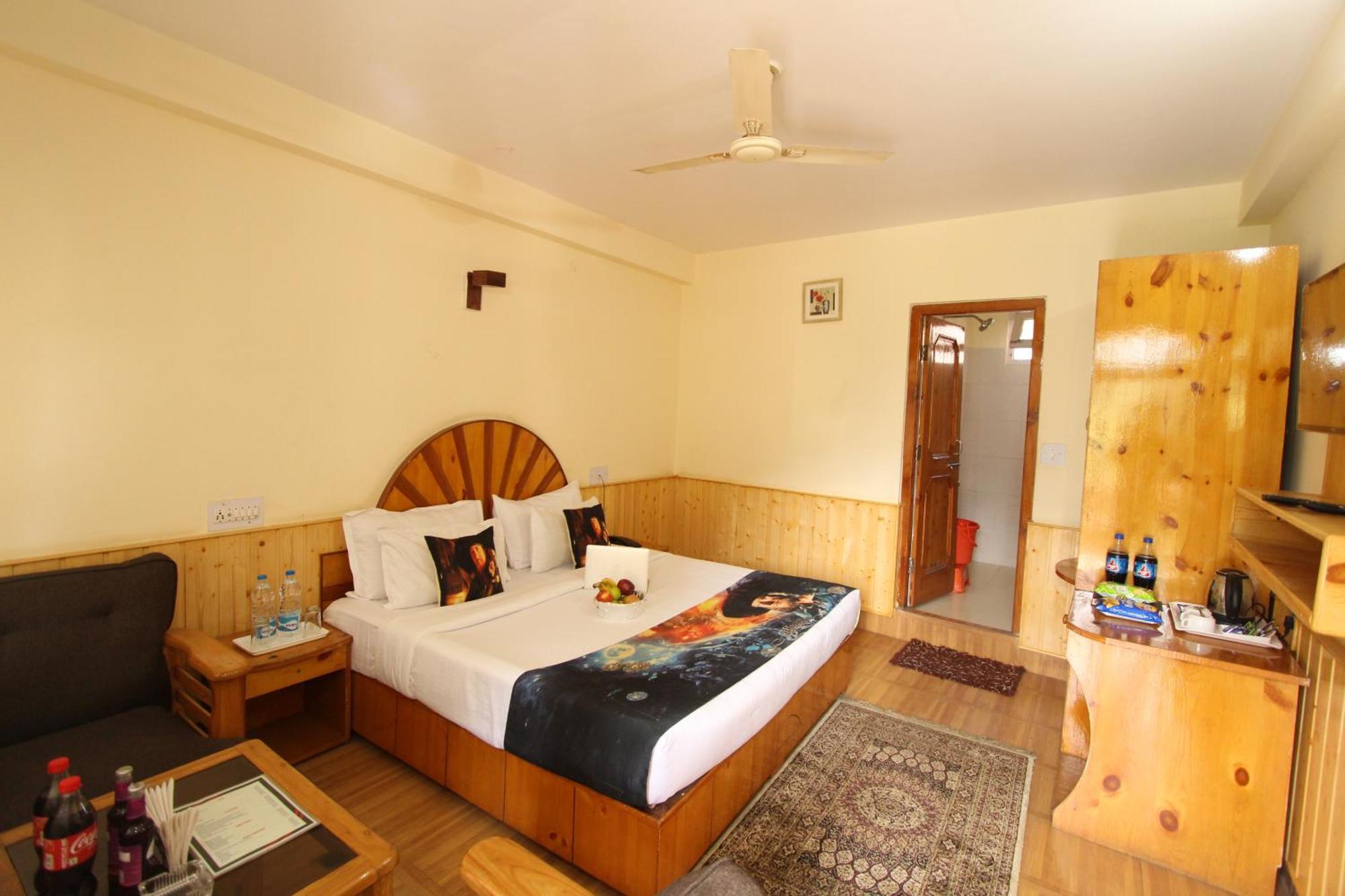 קאסול Hotel Purnima Riverside מראה חיצוני תמונה